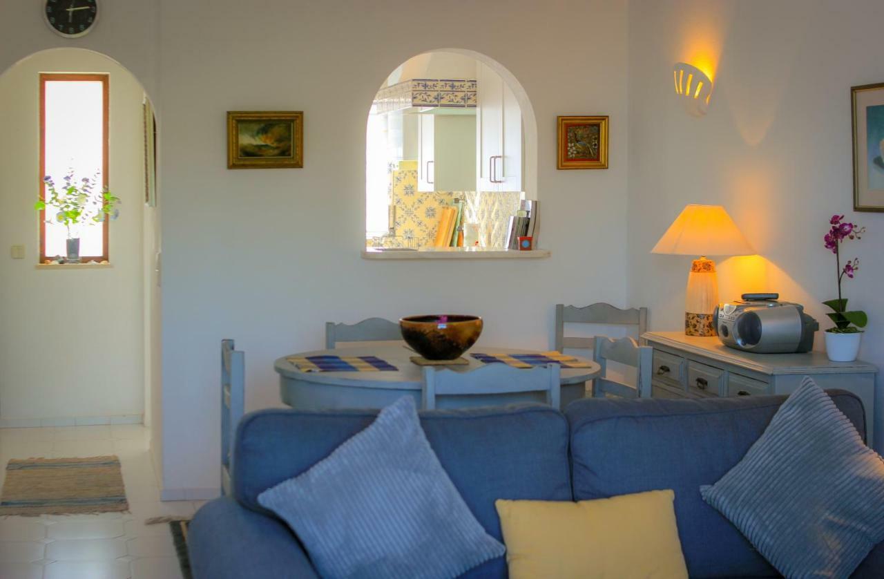 Apartment 38, Gaivota