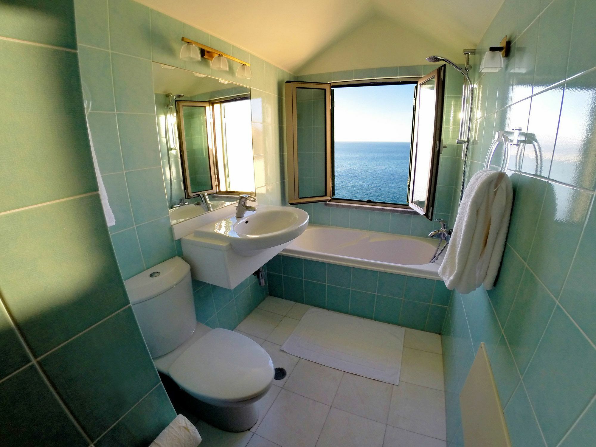 Apartment Finest Rentals - Beachfront Penthouse