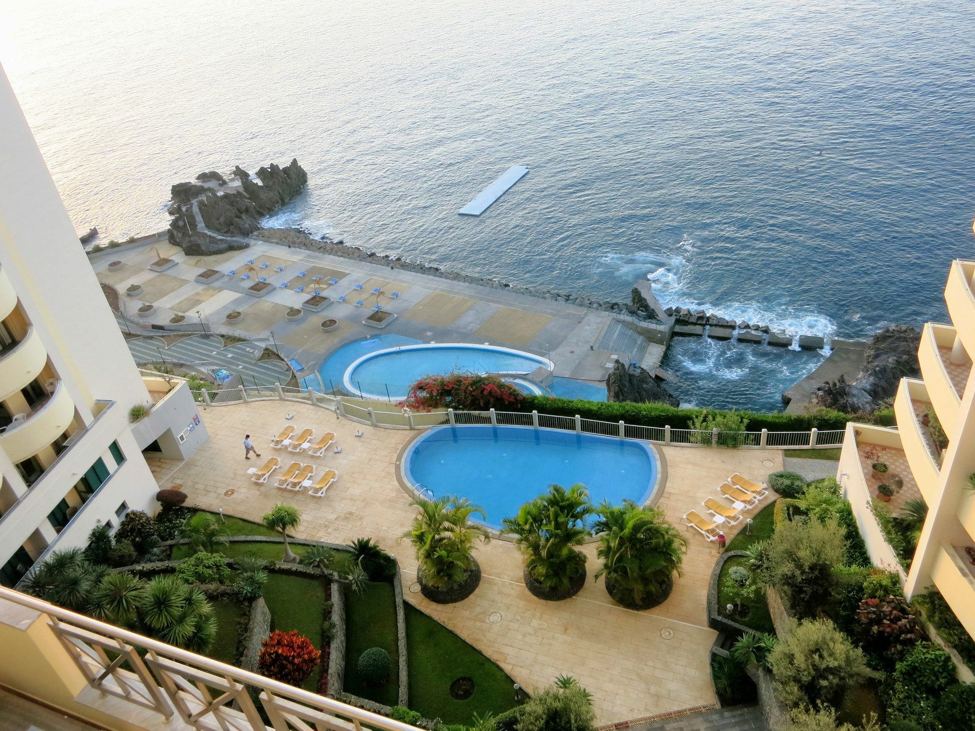 Finest Rentals - Beachfront Penthouse