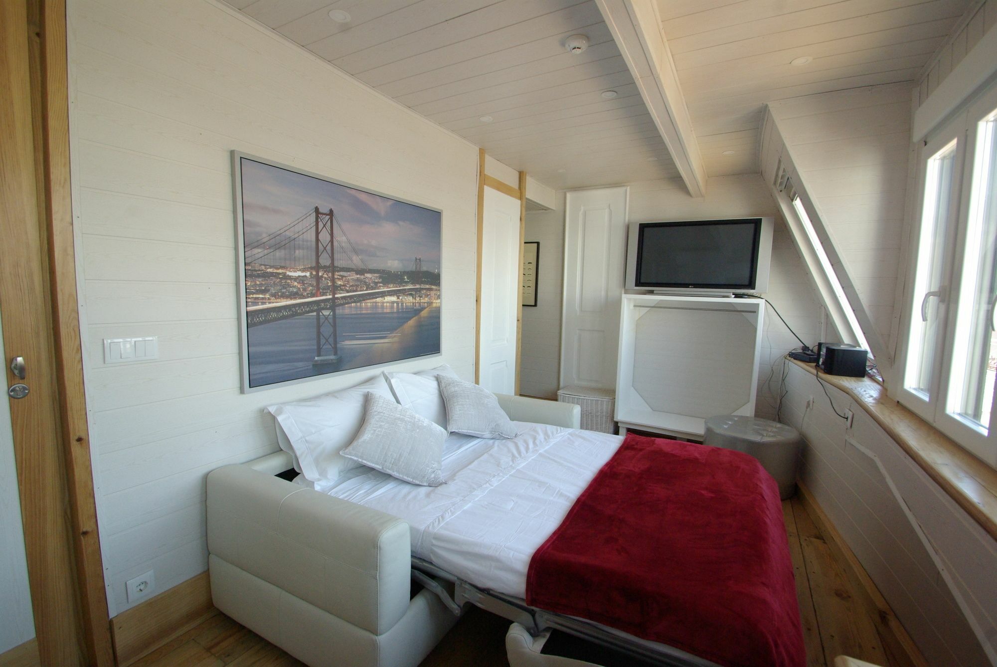 My Bairro Alto Apartment *