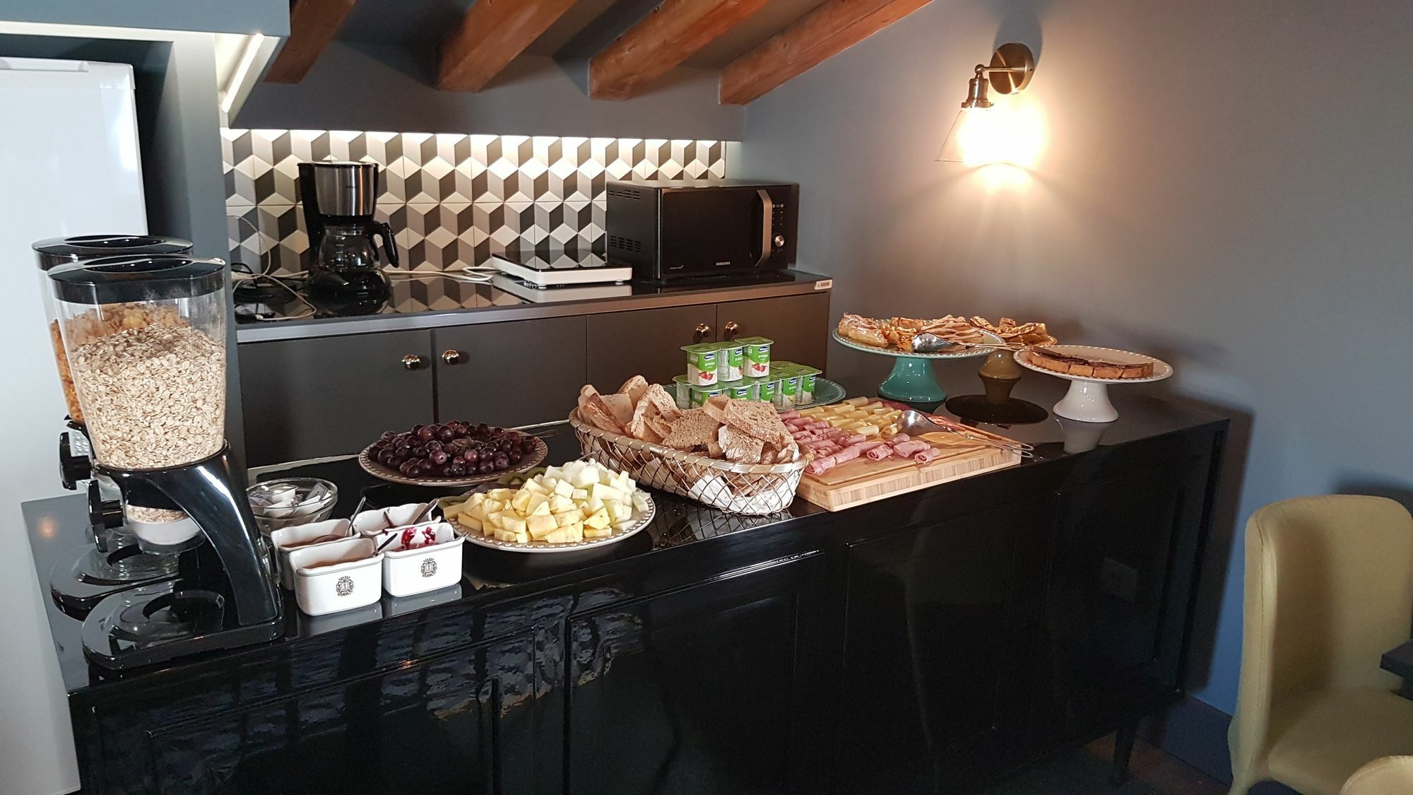 Acomodação com café da manhã  Santa Luzia - Horigem 3*