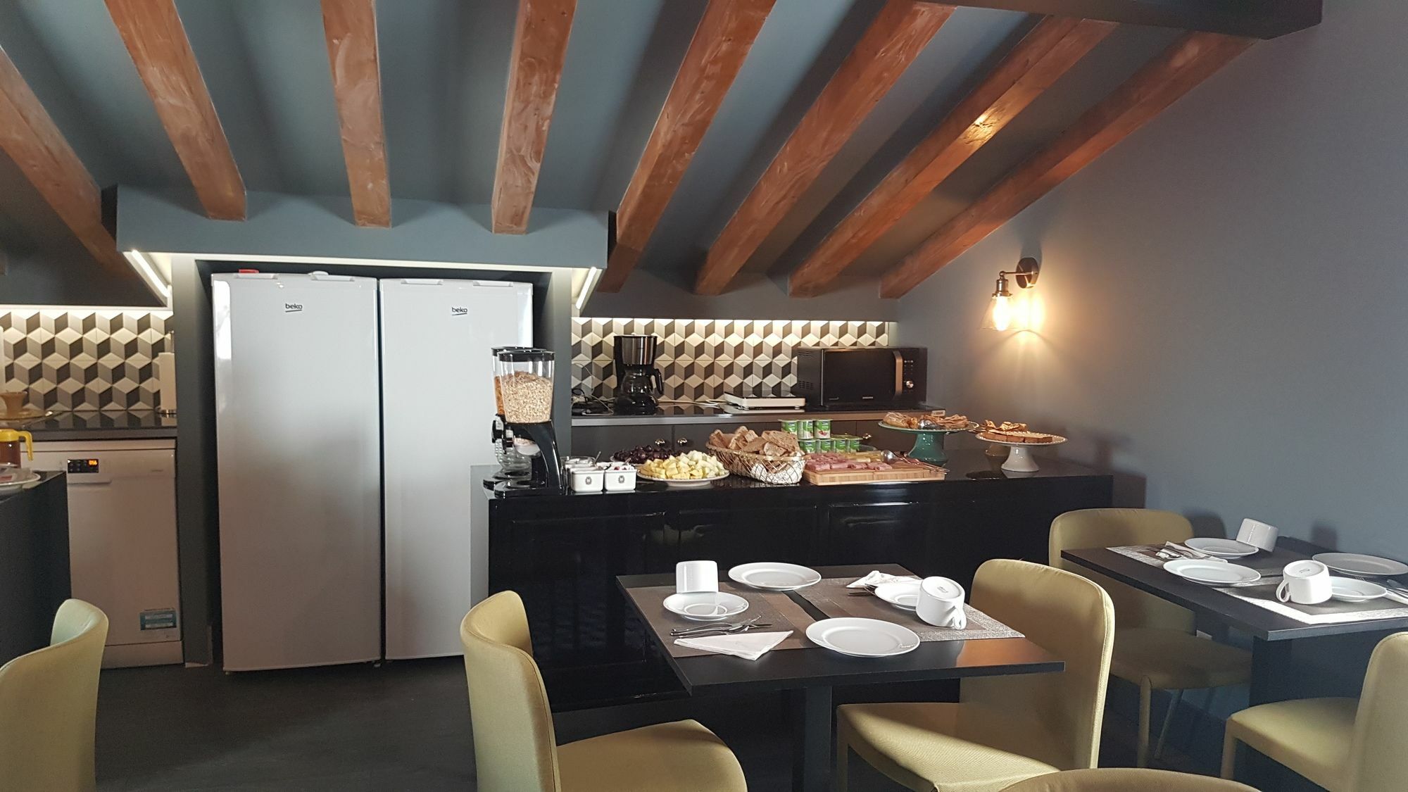 Acomodação com café da manhã  Santa Luzia - Horigem 3*