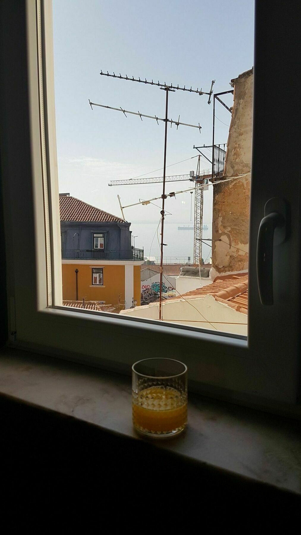 Acomodação com café da manhã  Santa Luzia - Horigem 3*