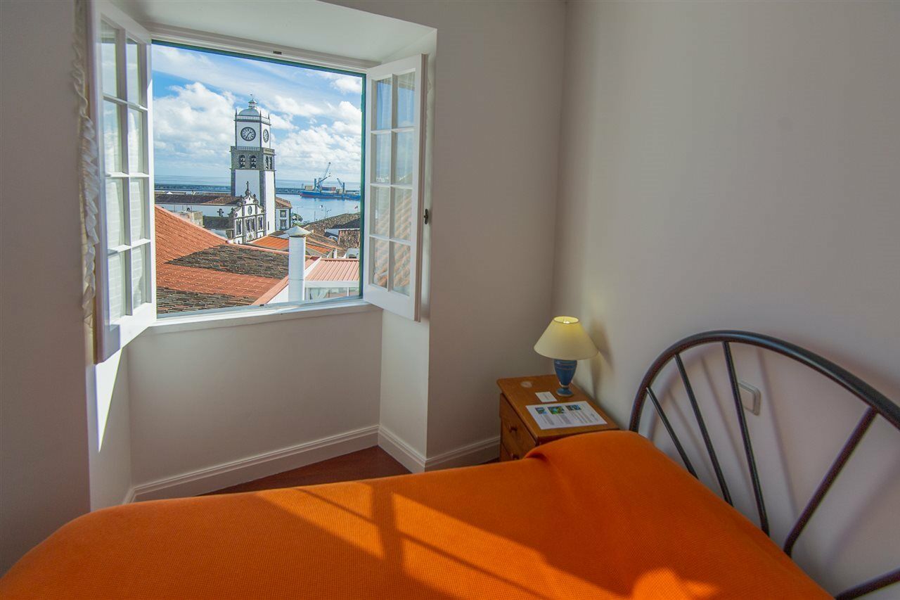 Comercial Boutique 2* Ponta Delgada