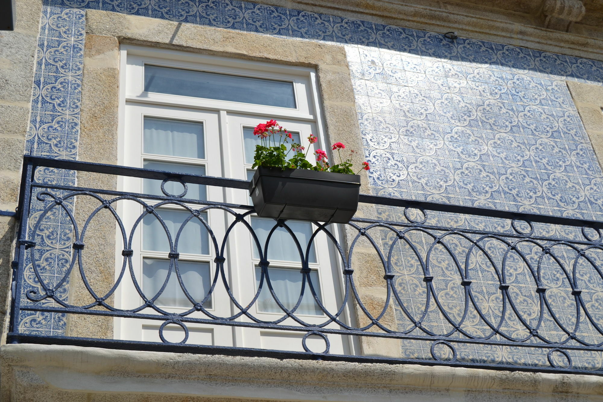Happy & Hostal Oporto