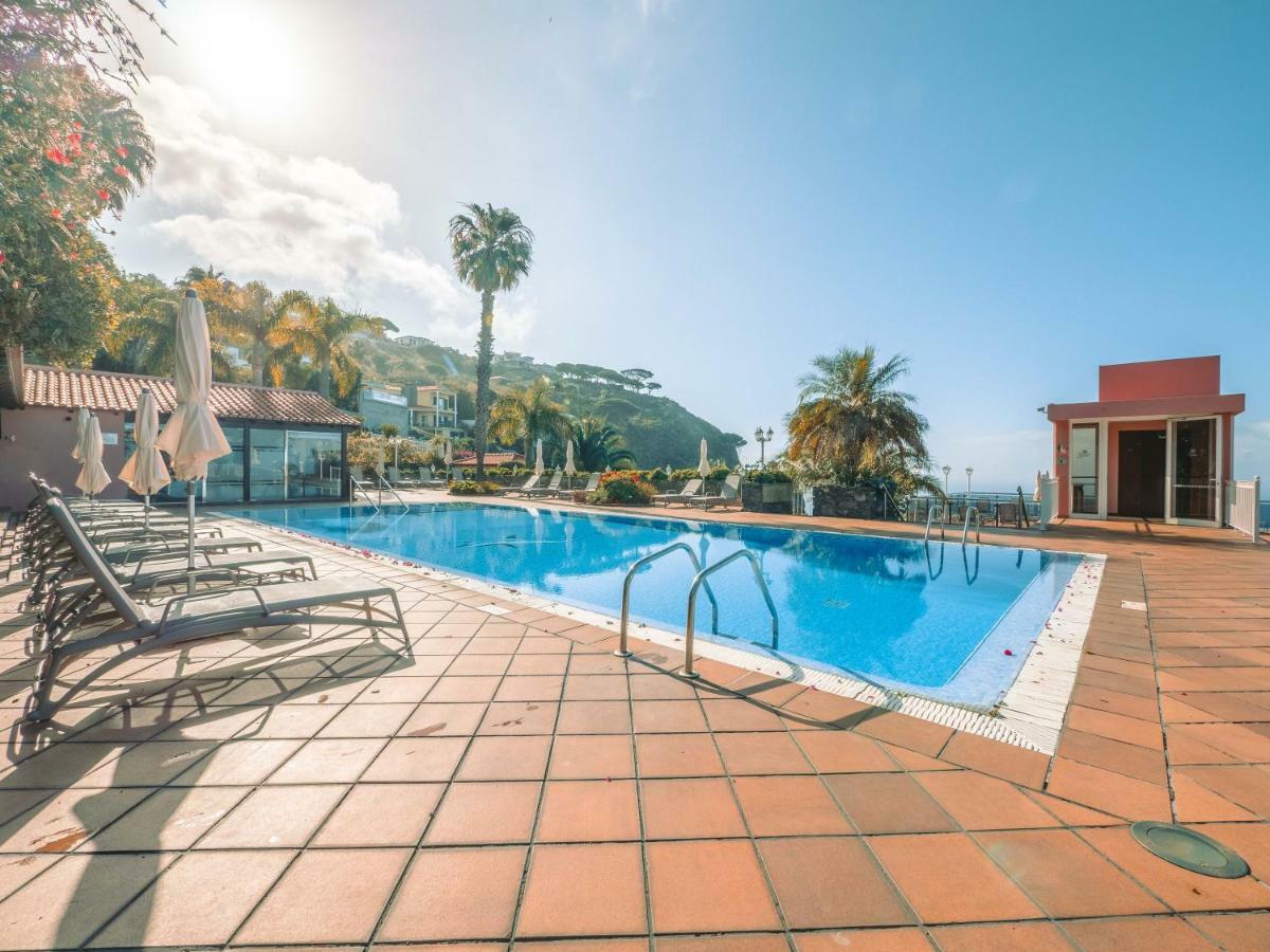 Ocean Gardens 4*