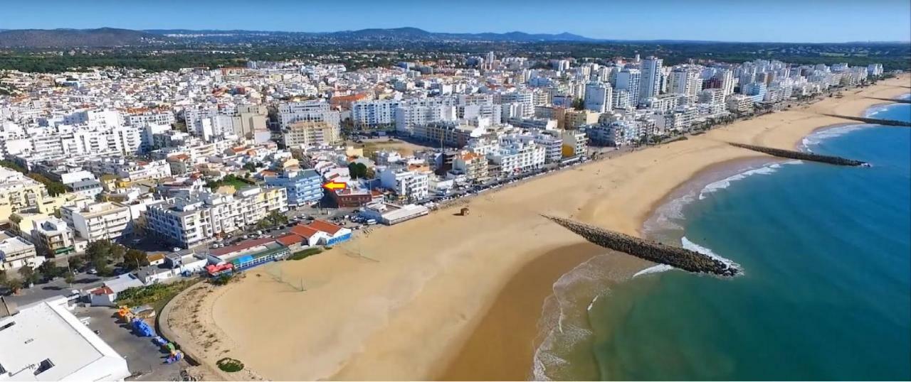 T2 Gaveto- Frente Mar, Wifi, Aconchegante & Familiar * Quarteira