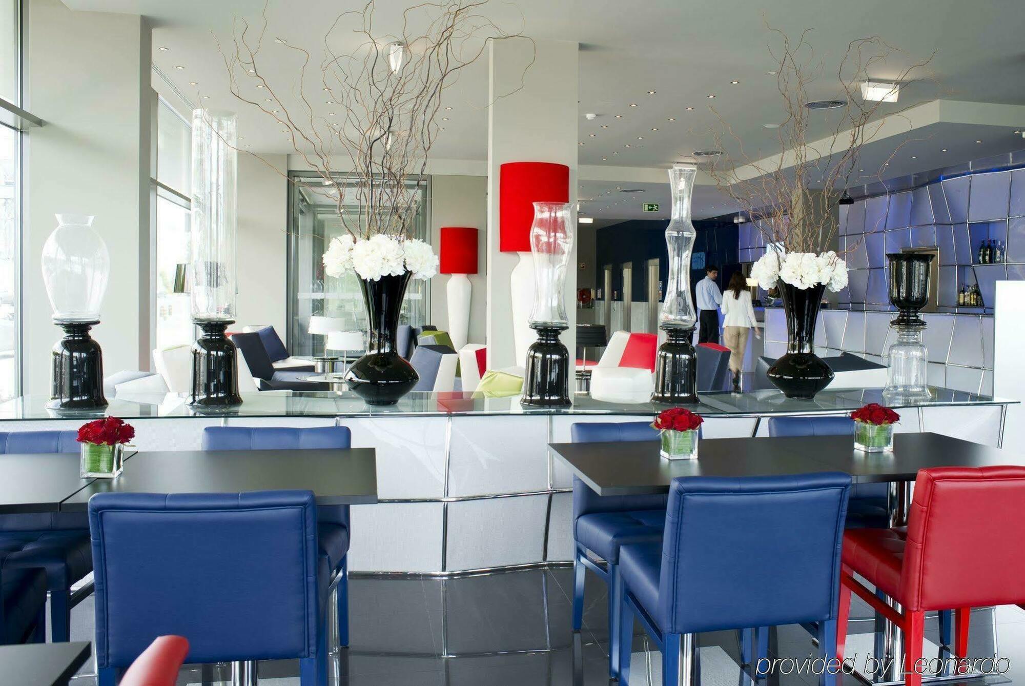 Hotel Express Lisbon Airport By Ihg Portela (Loures)