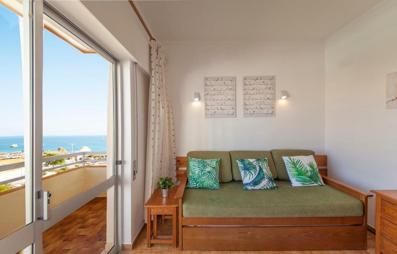 Apartment B43 - Spotless Seaview