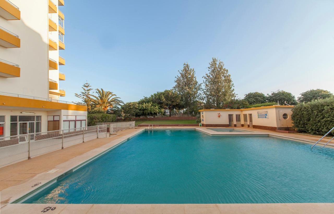 B43 - Spotless Seaview Portimao