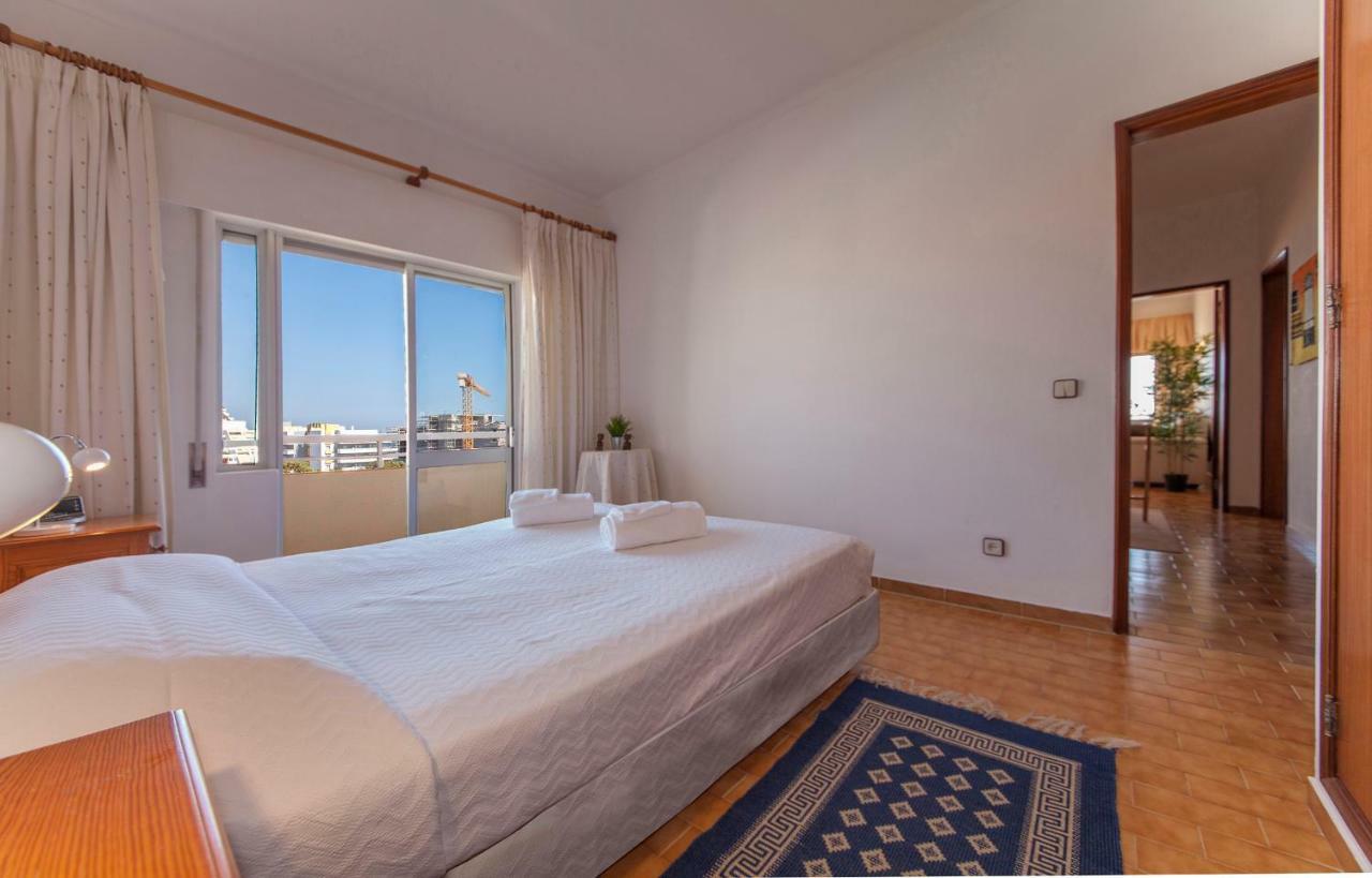 Apartment B43 - Spotless Seaview *