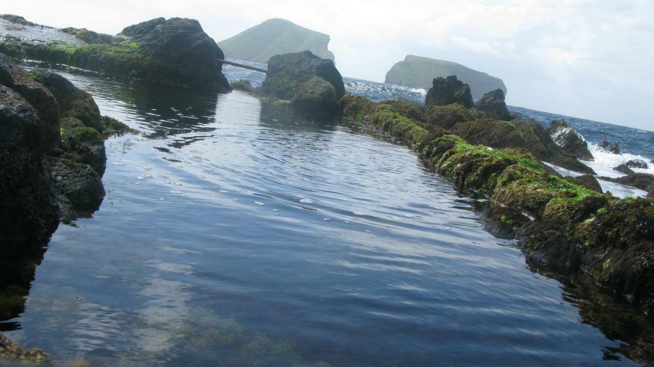 Ilheus A Vista Feteira (Terceira)