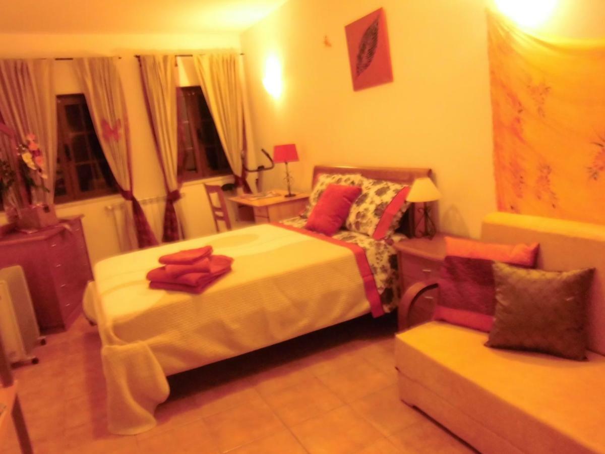 Casa Riqueta Silva * Bordeira (Bordeira)