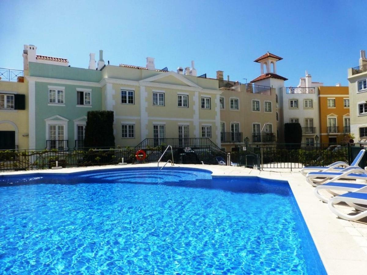 Apartment T4 Grand Townhouse Old Village *