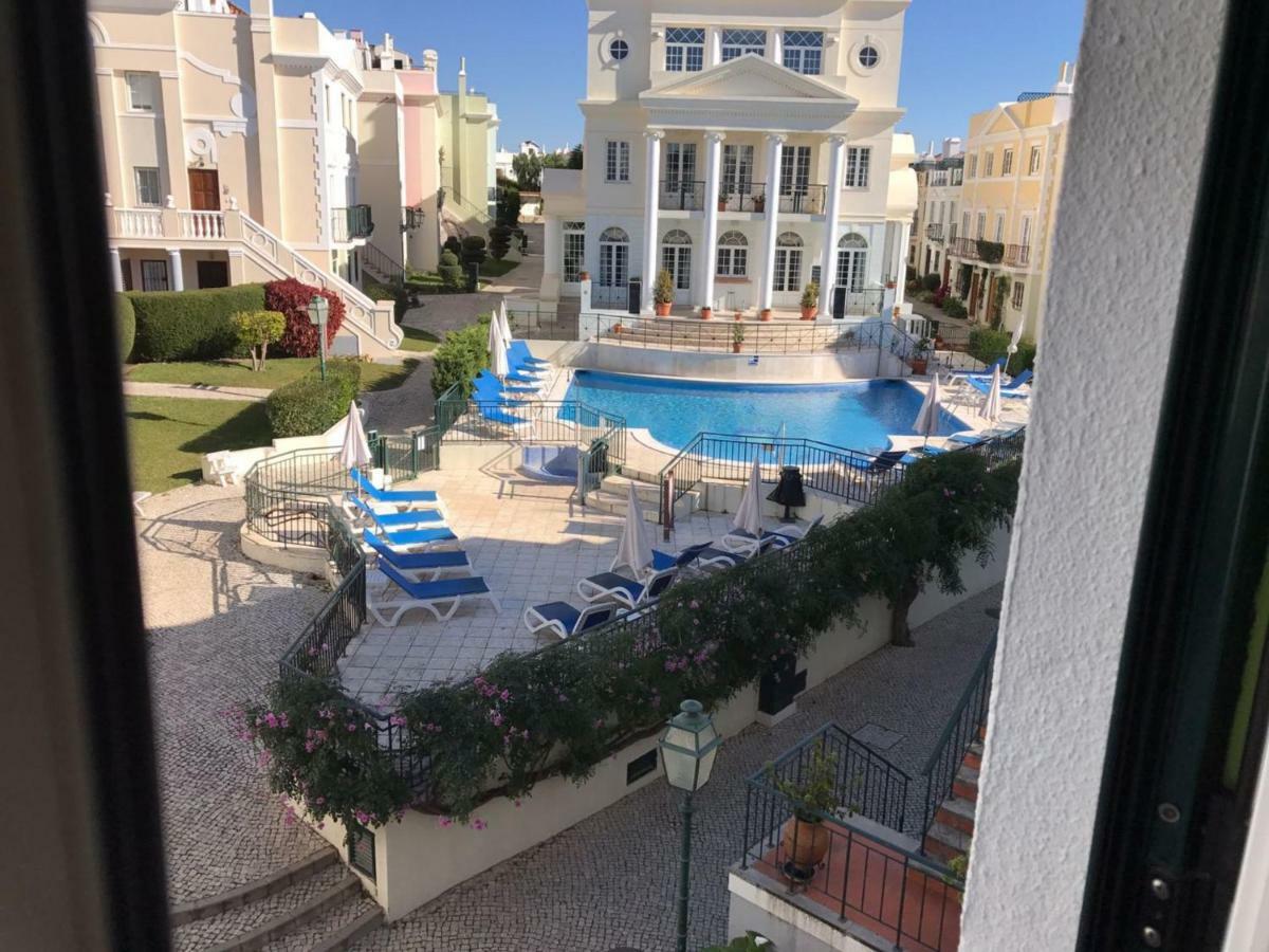 T4 Grand Townhouse Old Village