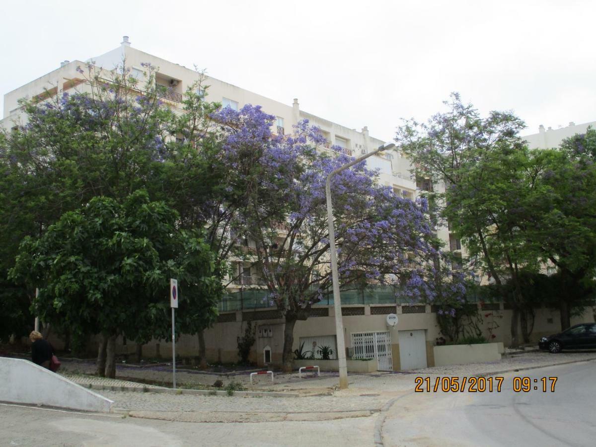 Edificio Nau * Armacao de Pera