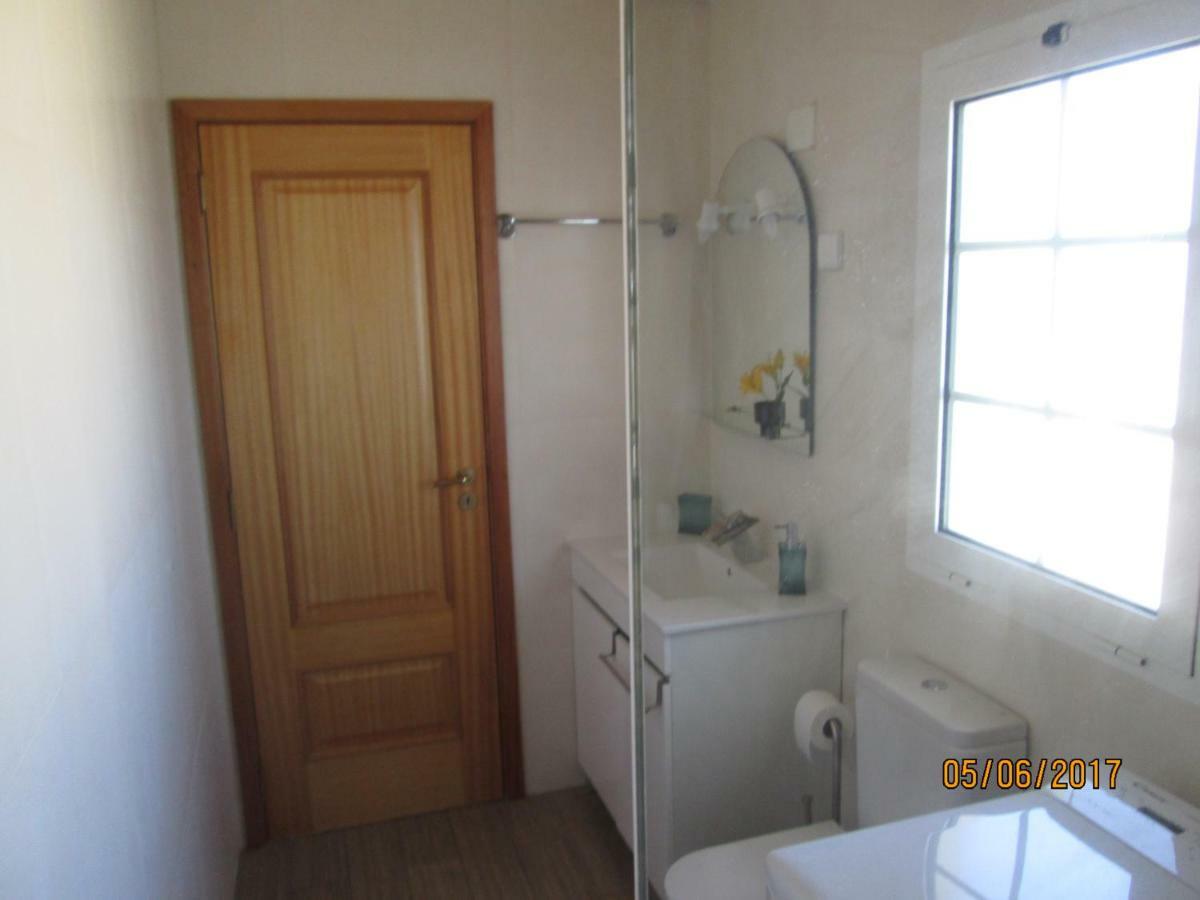 Beachfront House Atalaia Apartamento Caniço