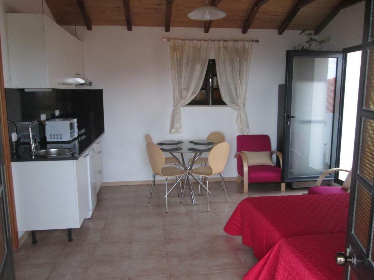 Beachfront House Atalaia Apartamento *