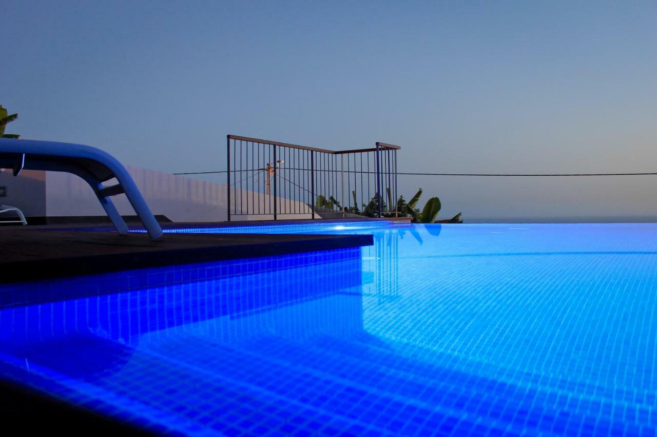 Vakantiehuis Casa Andorinhas Estreito Da Calheta