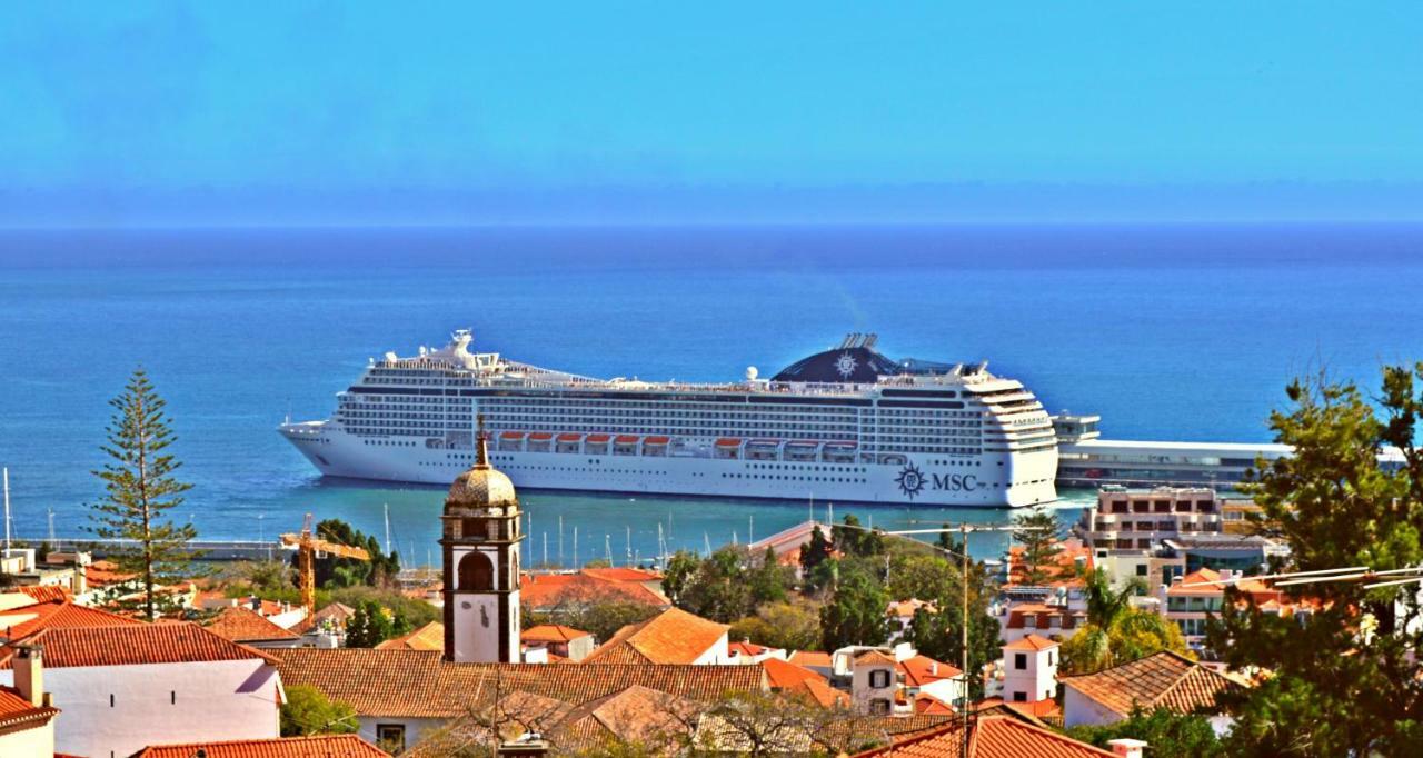 Vista Dos Arrifes * Funchal (Madeira)