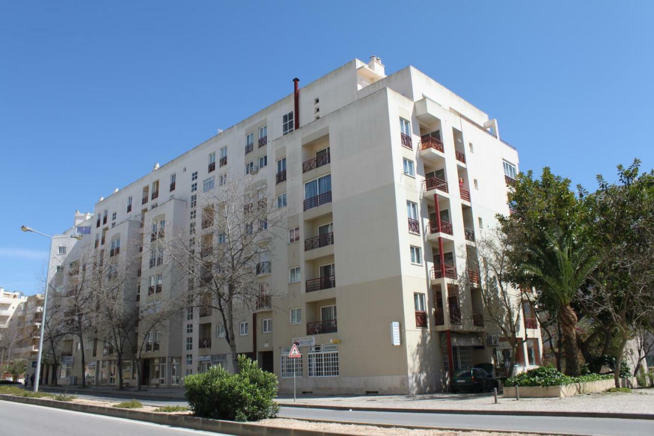 Apartment Edificio Nau Armacao de Pera