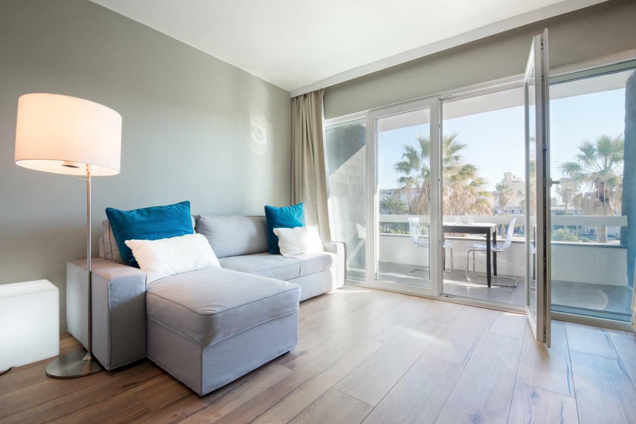 Cascais-estoril Beachfront Apartment *