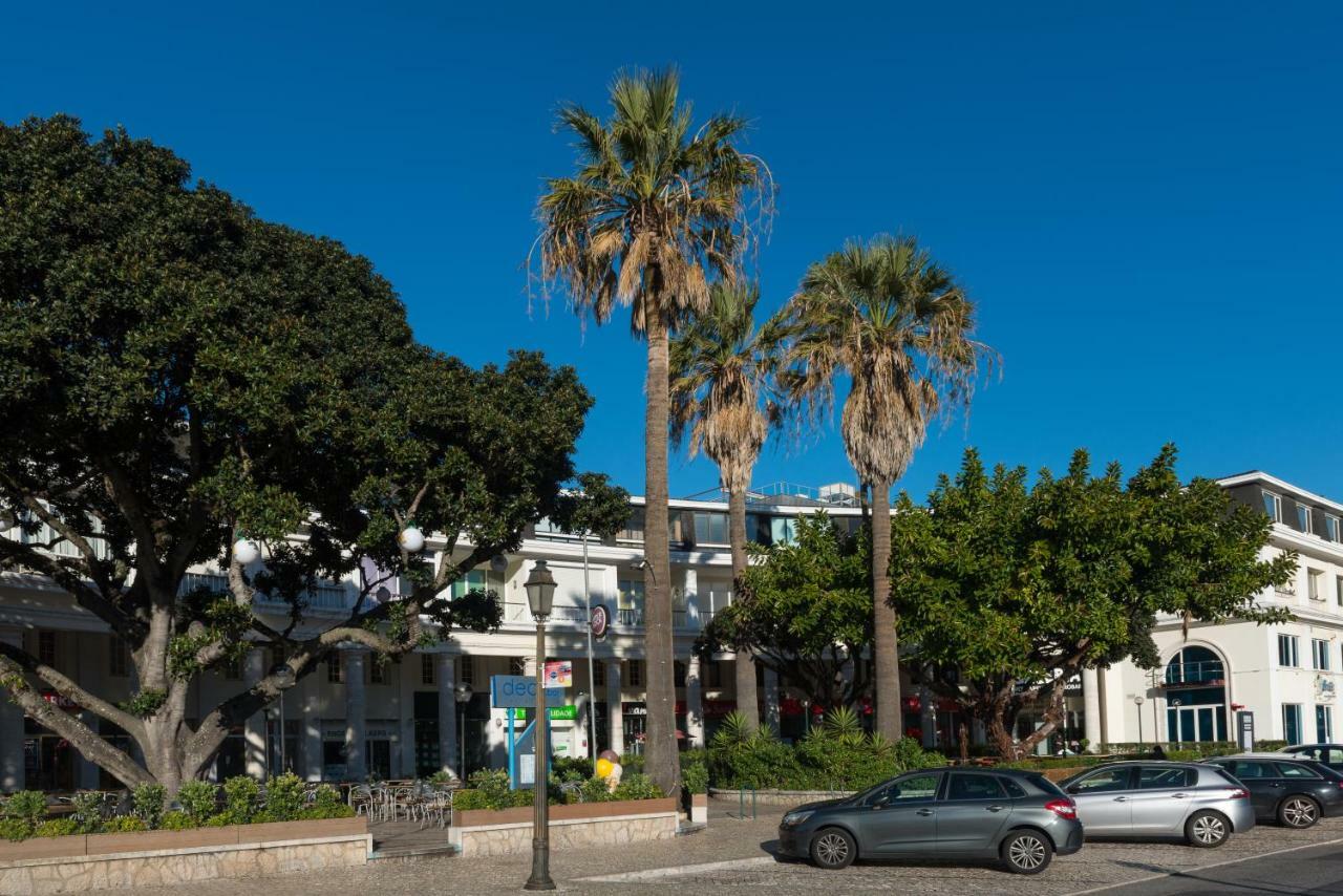 Apartment Cascais-estoril Beachfront Estoril