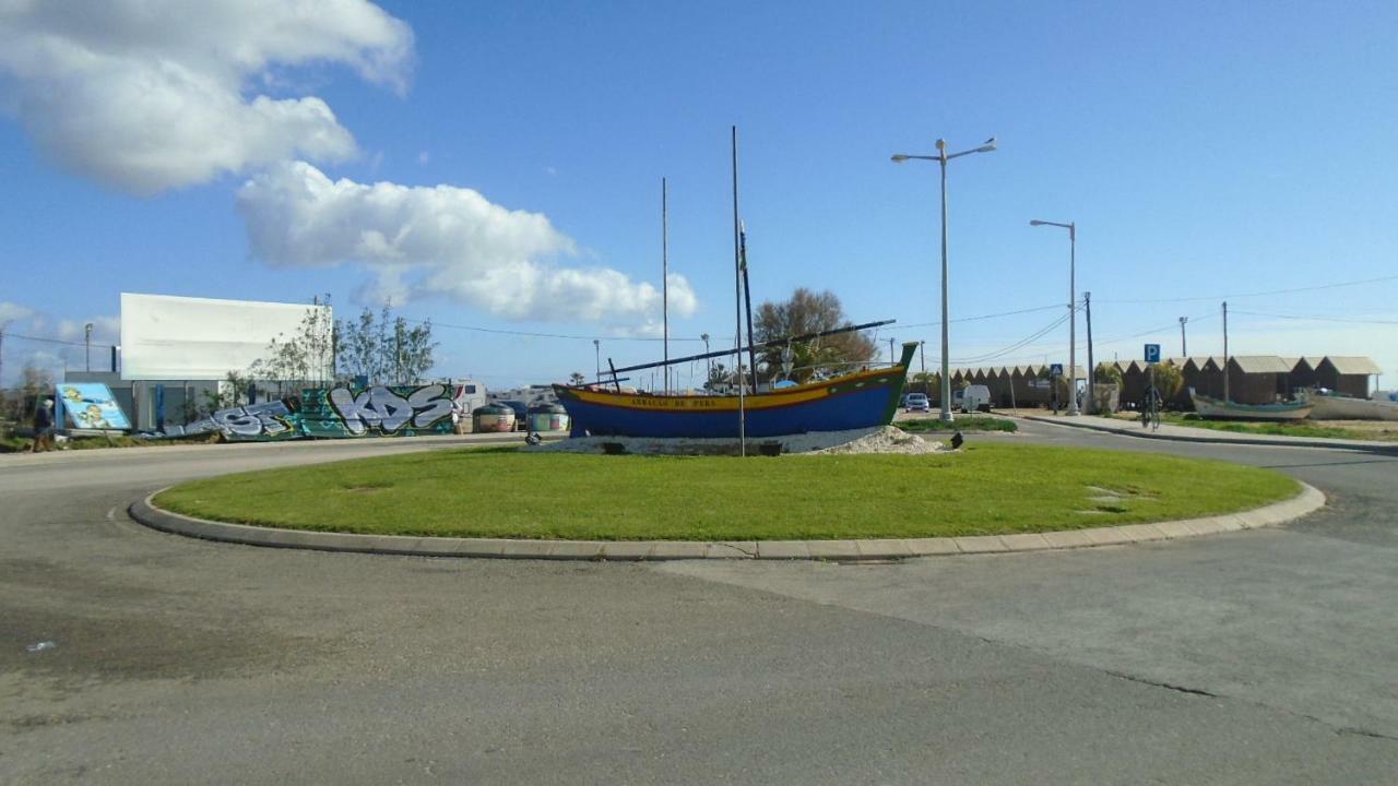 Urb. Nova, Lote 5 * Armação de Pêra