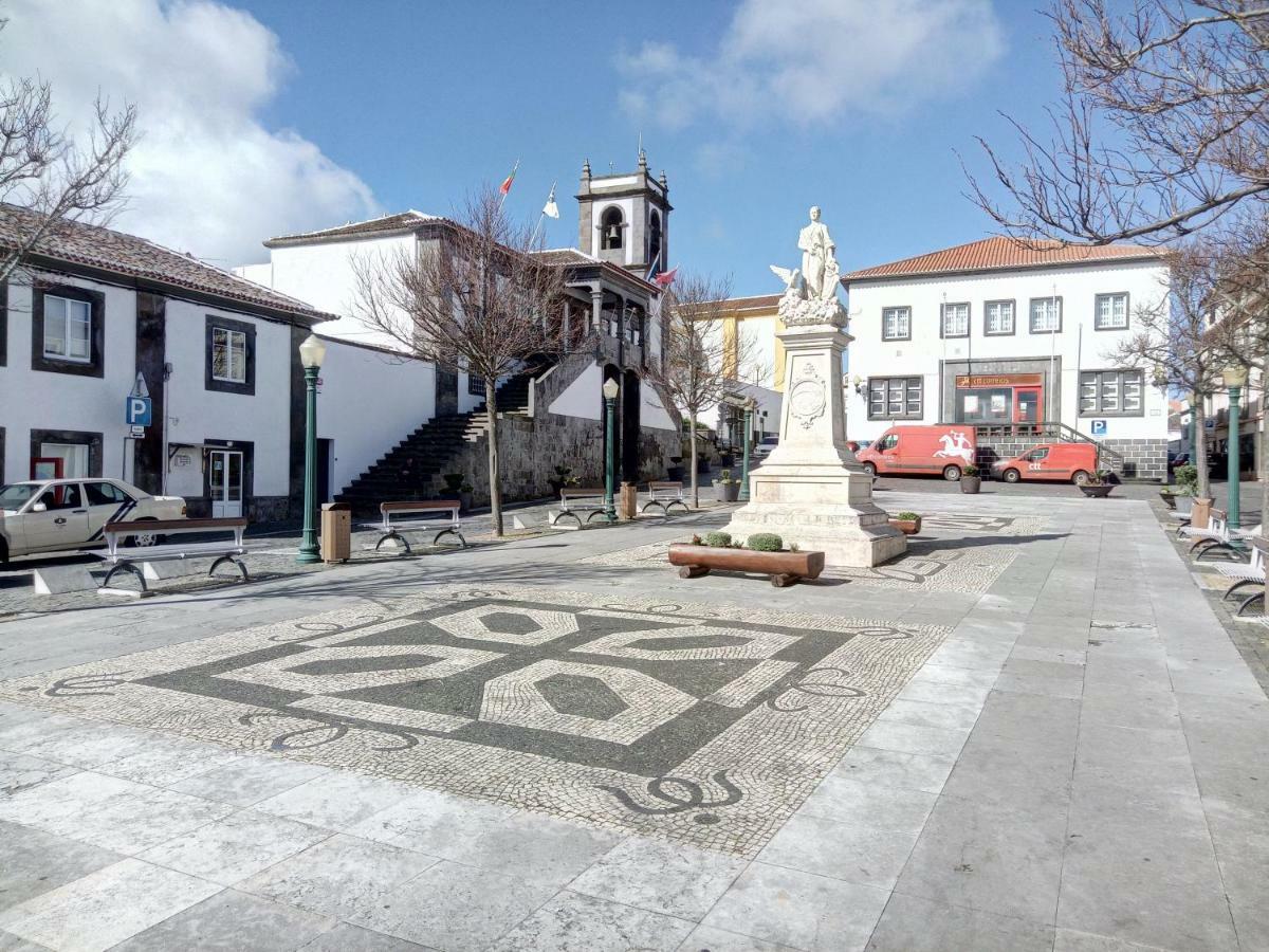 Janelas Da Apartamento Praia da Vitória