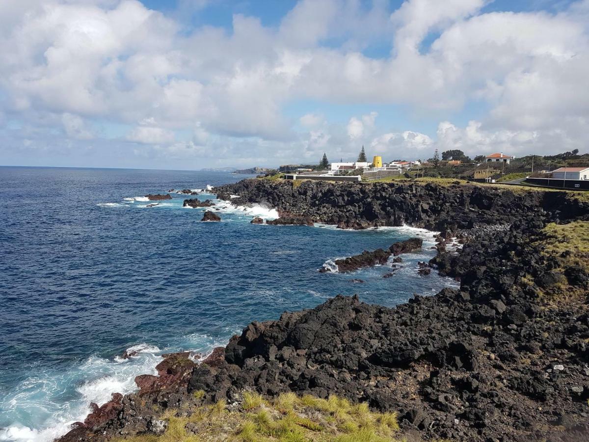 Seaside Azores With Natural Pool, Terrace & Barbecue * Capelas