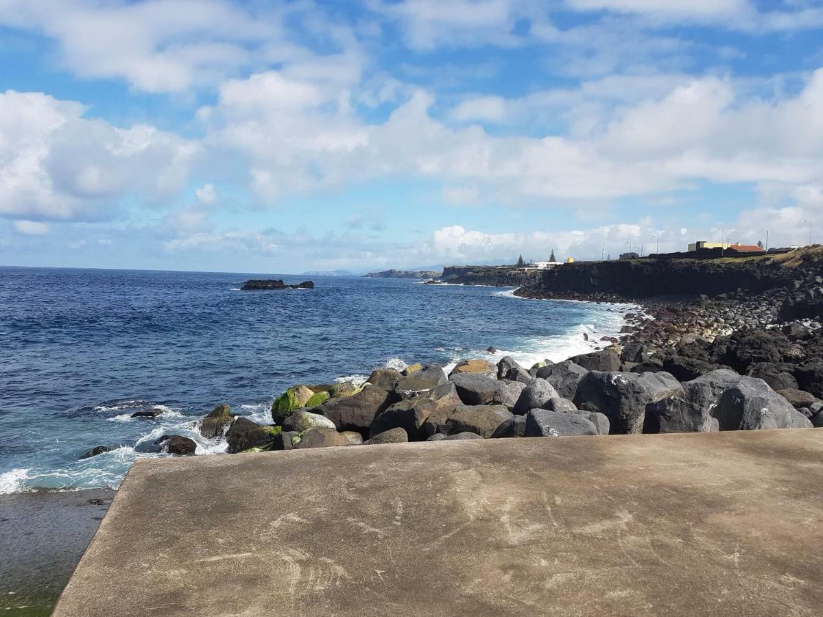 Сasa de vacaciones Seaside Azores With Natural Pool, Terrace & Barbecue *