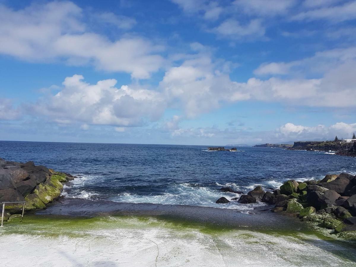 Seaside Azores With Natural Pool, Terrace & Barbecue * Capelas
