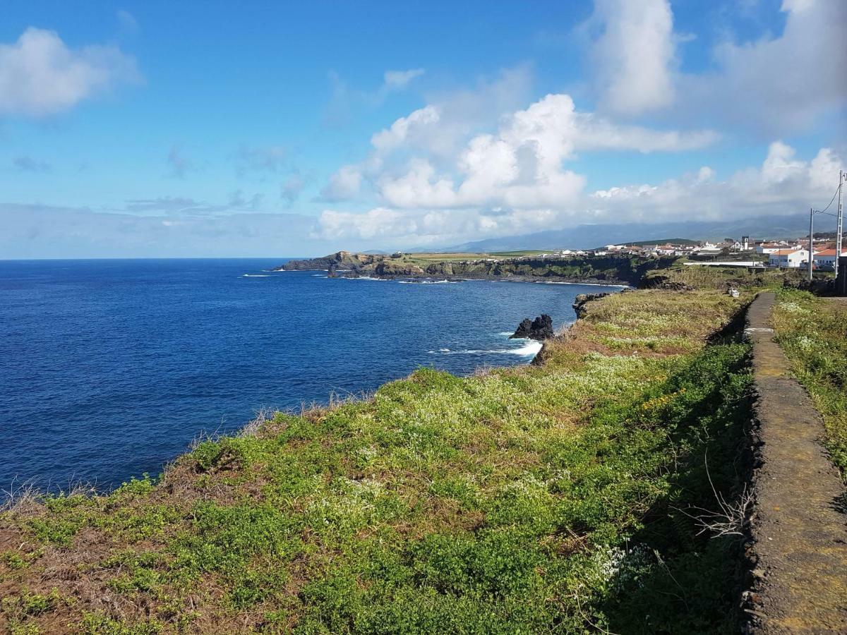 Seaside Azores With Natural Pool, Terrace & Barbecue Сasa de vacaciones Capelas