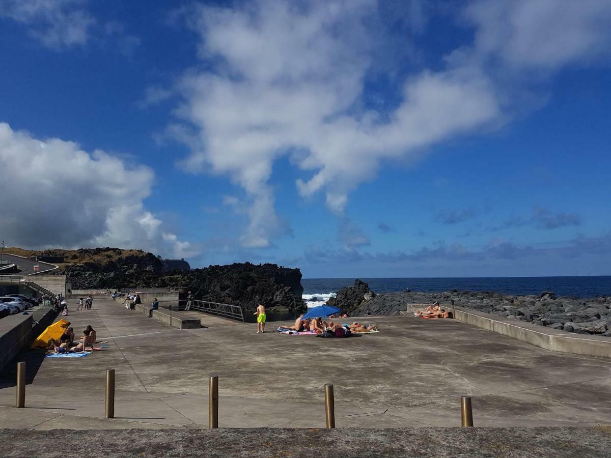 Seaside Azores With Natural Pool, Terrace & Barbecue Сasa de vacaciones
