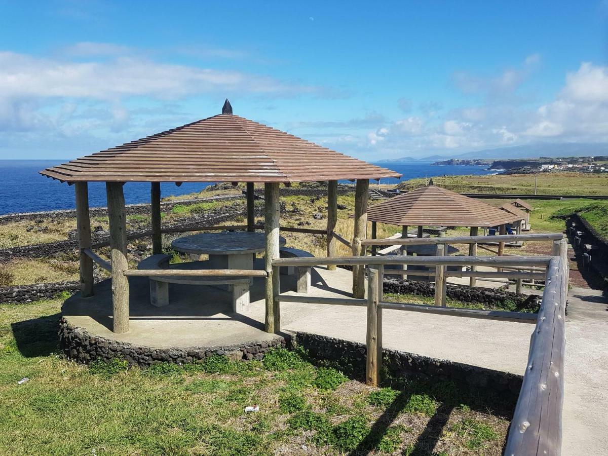 Seaside Azores With Natural Pool, Terrace & Barbecue *