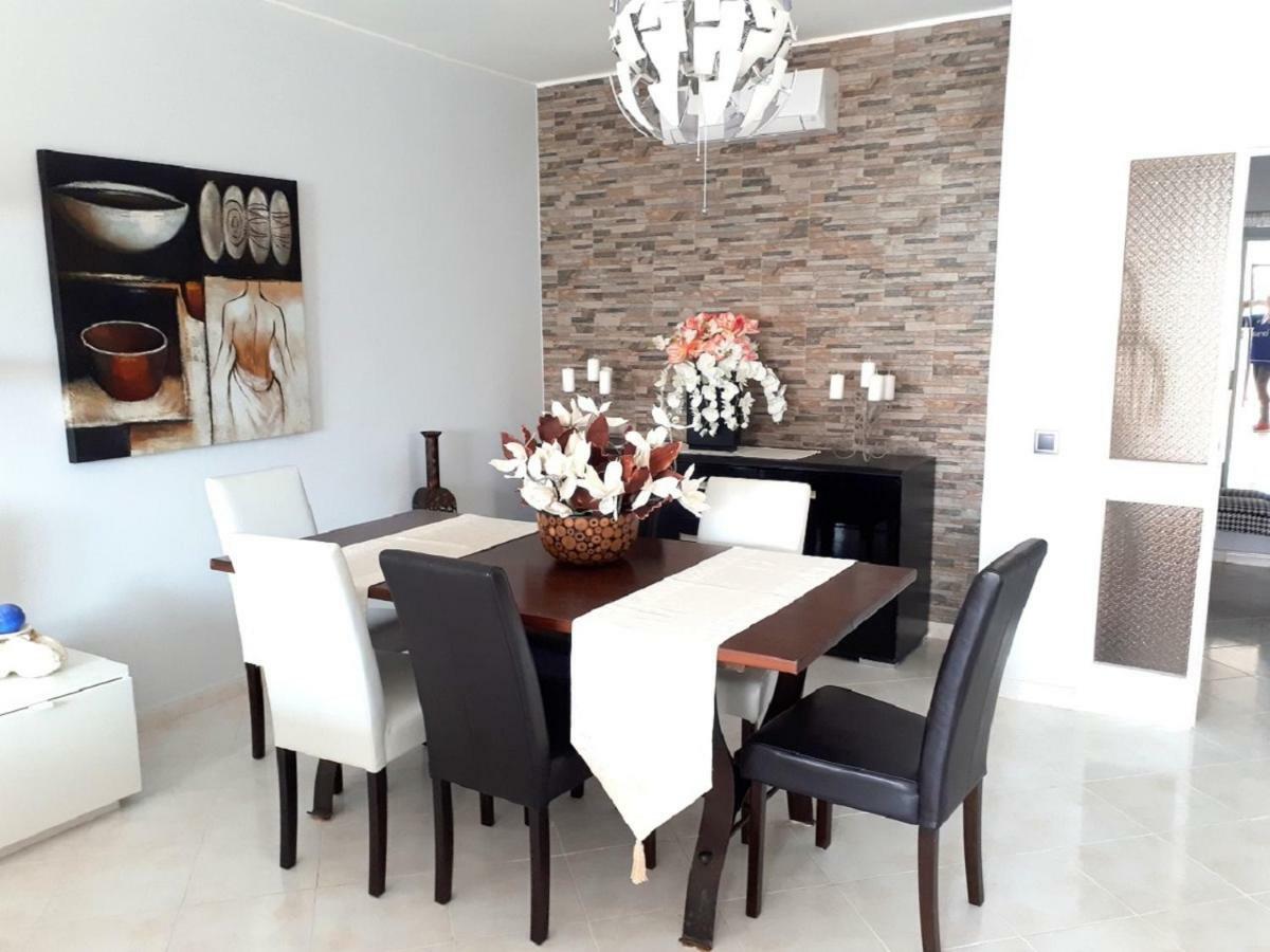 Mica Apartment