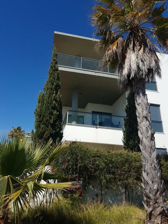 Appartement Cavalo Prеto 200m To The *