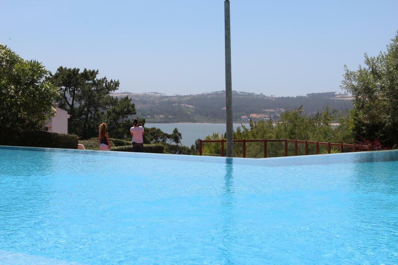 Nadadouro Ocean Breeze House Holiday home