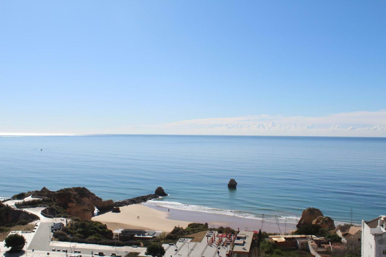 Jardins Da Rocha: Beachfront With Sea Views And Pools *