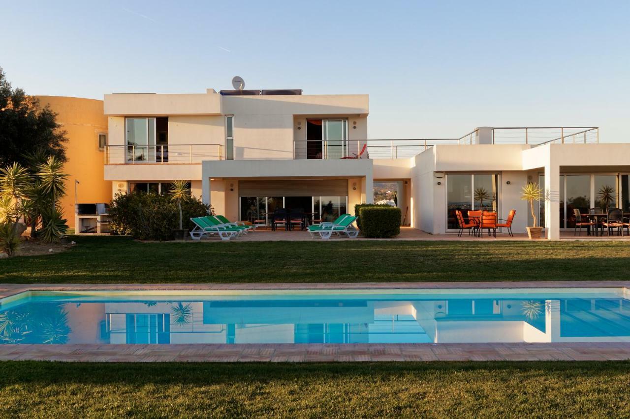 Amazing Windmillhouses Villa