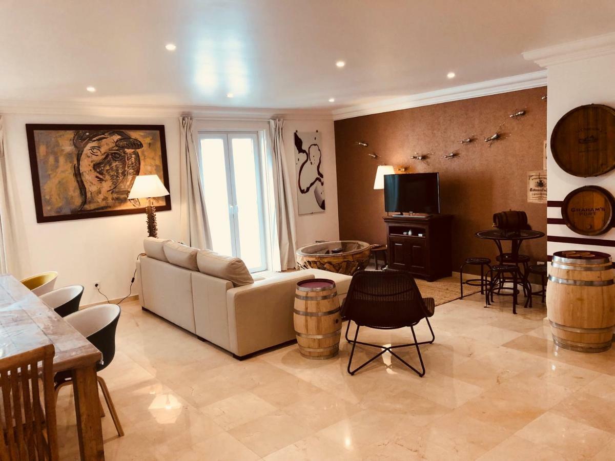 Henri's - Pateo De Santo Antonio Apartment *