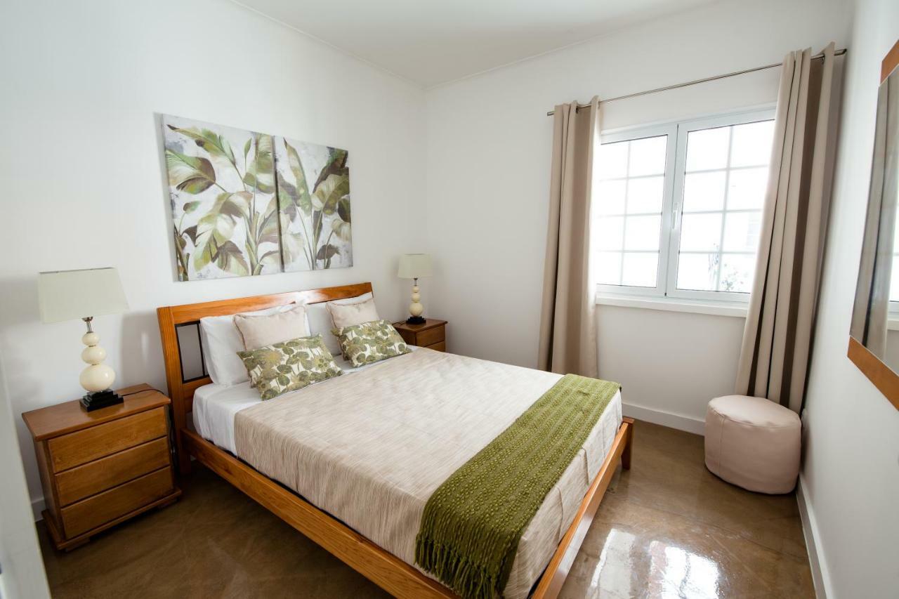 Seaside Azores With Natural Pool, Terrace & Barbecue Capelas