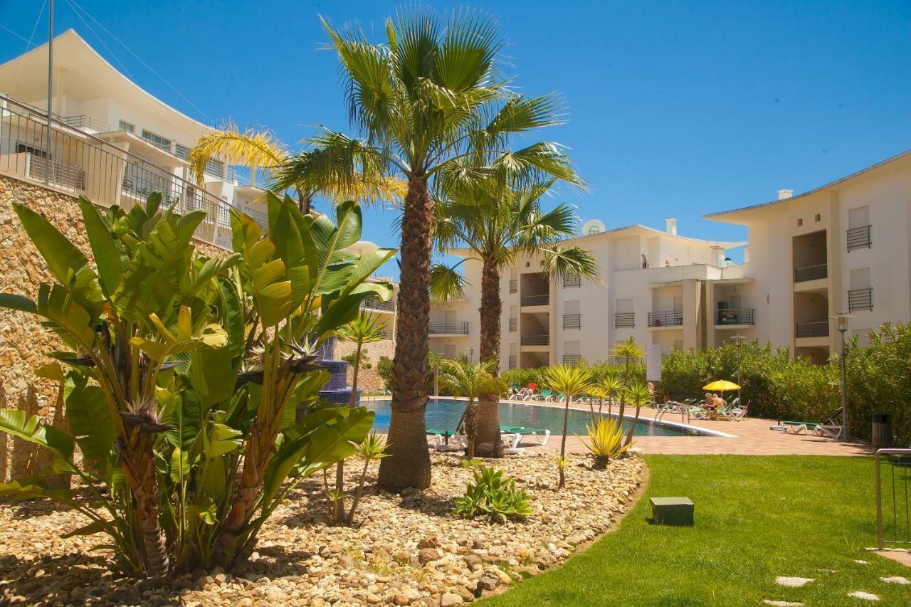 Modern Ocean, Garden & Pool View By Becherish Apartment *