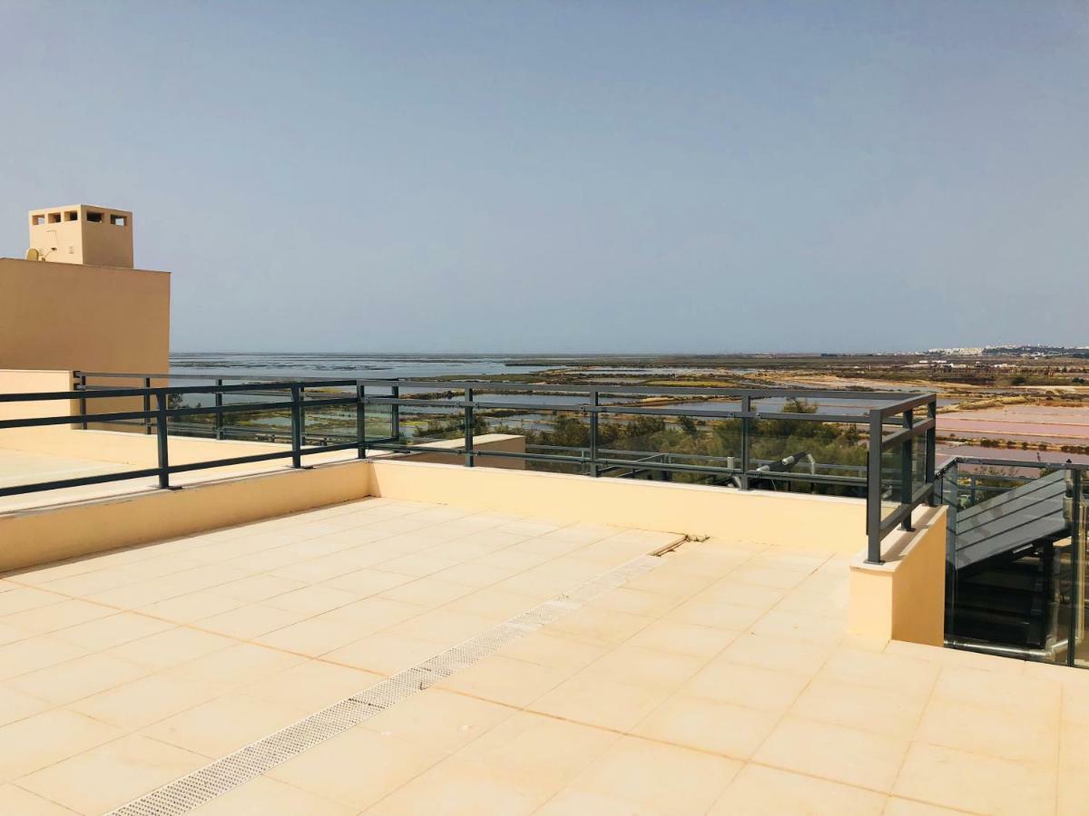 Mar Alto,in Marina Village Apartment Olhao