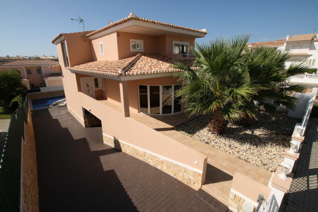Full Private 300sqm Jacuzzi Heated Pool Ideal & Quiet Location Villa *