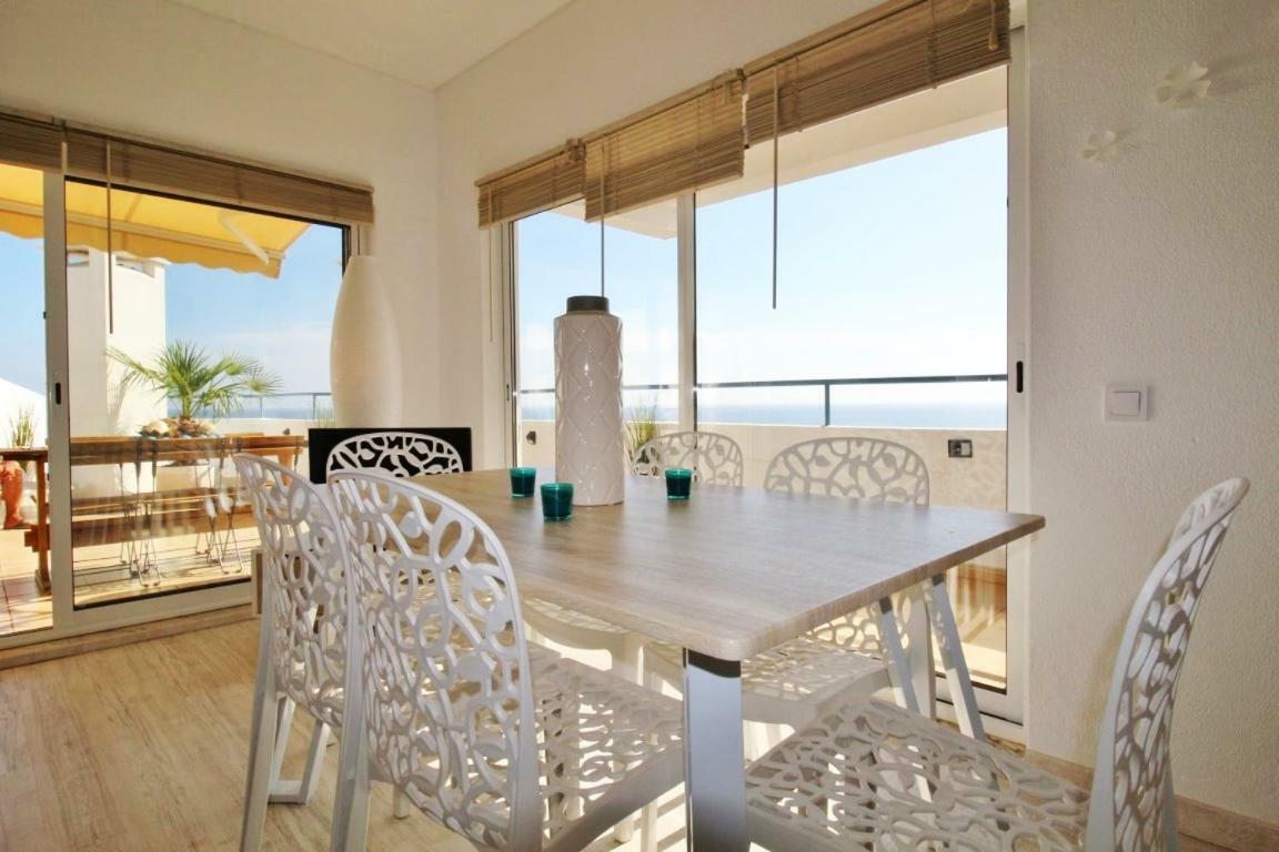 Amazing Penthouse- Panoramic Sea View & Tikki Bar On Private Terrasse *
