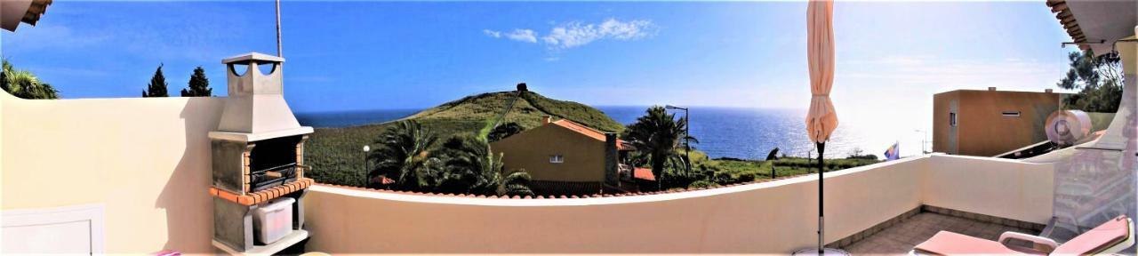 Beachfront House Atalaia Appartement