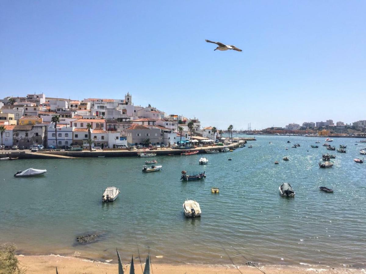 Apartment Alpha - 2 Bedrooms, Private Rooftop Patio With Hot Tub, Bbq And View Ferragudo (Faro)