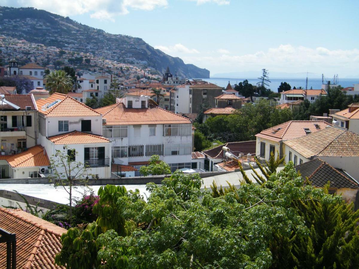 Peaceful Floor W Balconies - Cambridge Right - Ac Apartment Funchal (Madeira)