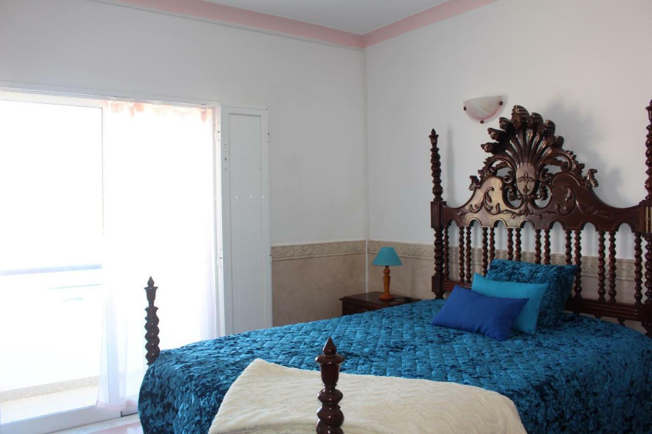Sunny With Private Bathroom 300m From The Habitación en casa particular *